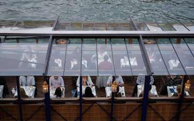 Paris: Dinner-Bootsfahrt auf der Seine